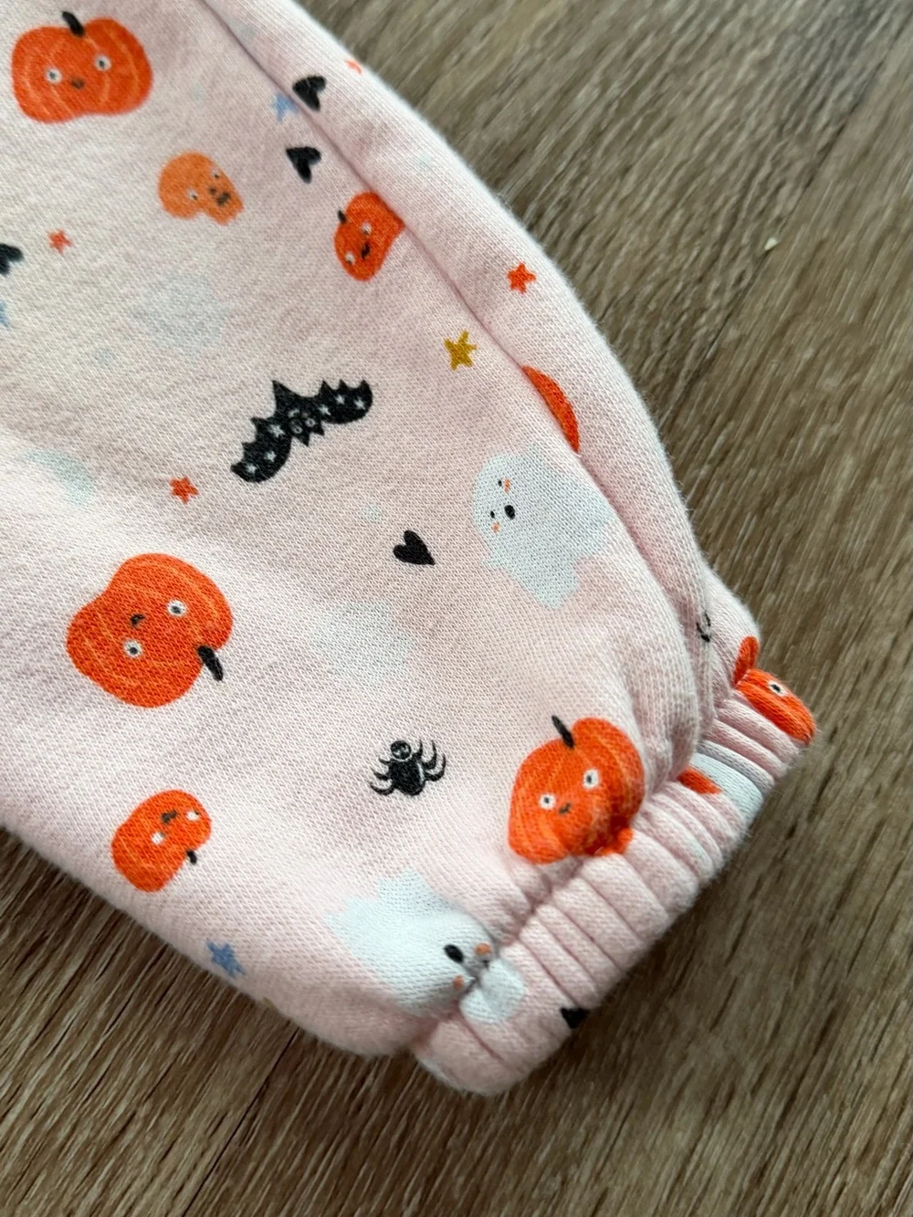 Cozy Halloween 18-24 months sweatpants set Pumpkin Sweatshirt & Jogger Old Navy